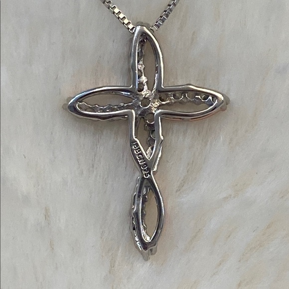 Rose Silver Cross - Picture 3 of 6